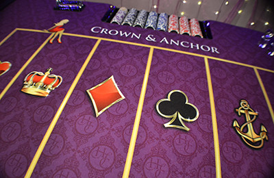 Crown & Anchor - Hot Flush Casino